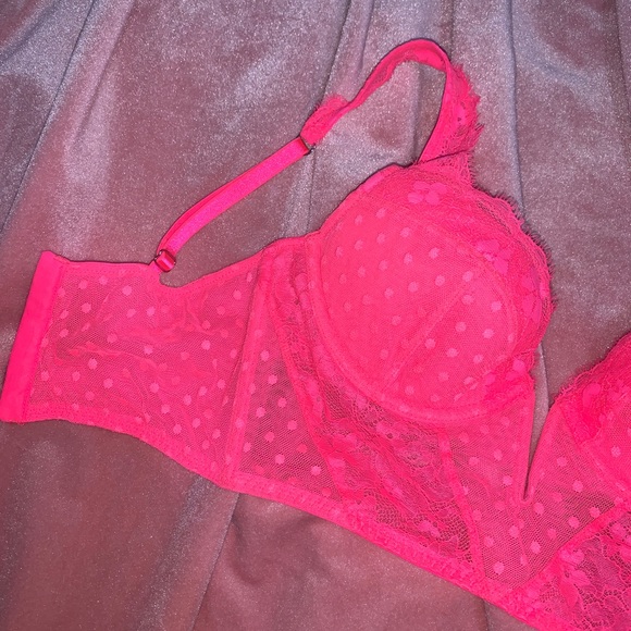 Victoria Secret pink lingerie bra size 34b Host Pick - Picture 3 of 7